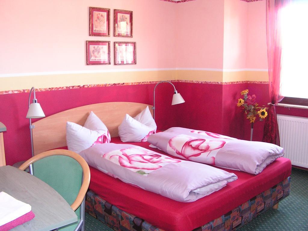 Hotel Sternen Lenzkirch Extérieur photo
