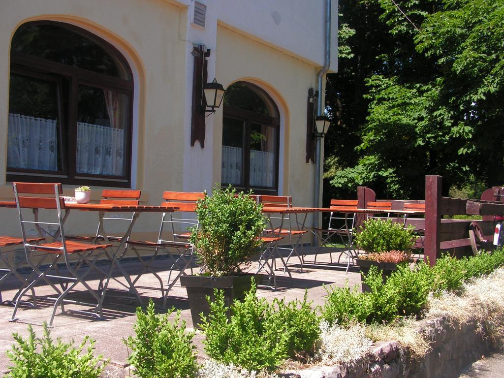 Hotel Sternen Lenzkirch Extérieur photo