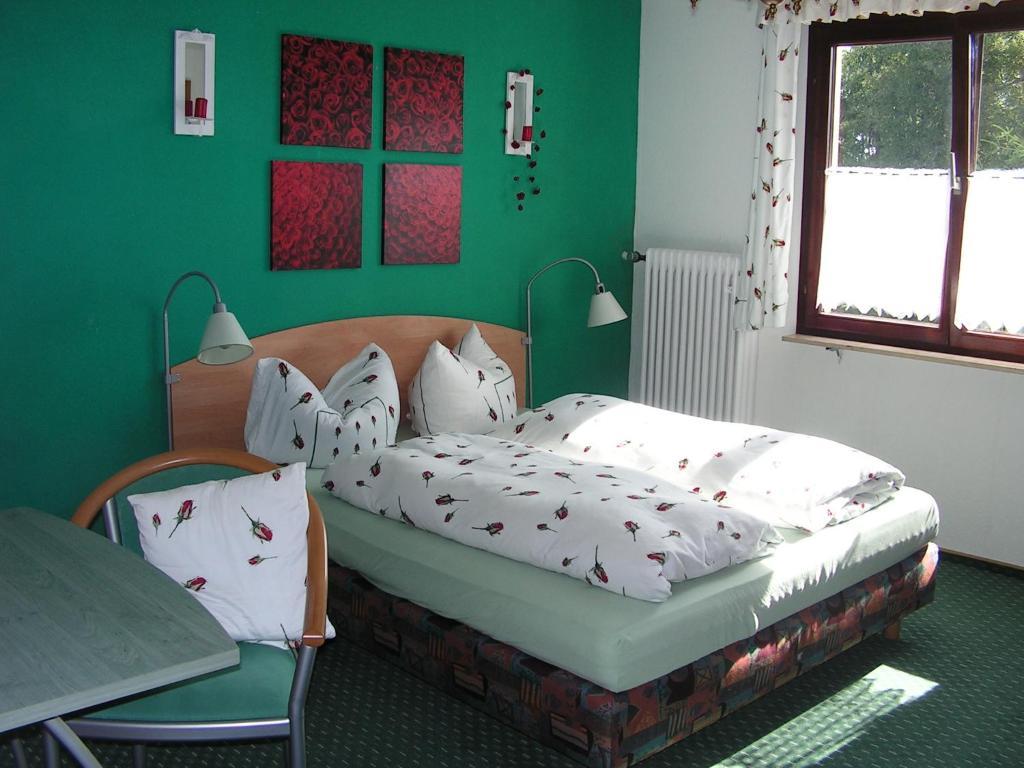 Hotel Sternen Lenzkirch Chambre photo