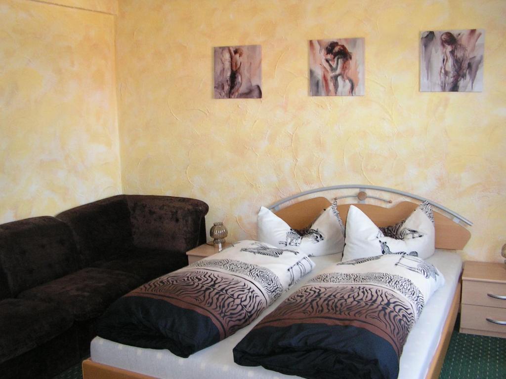 Hotel Sternen Lenzkirch Chambre photo