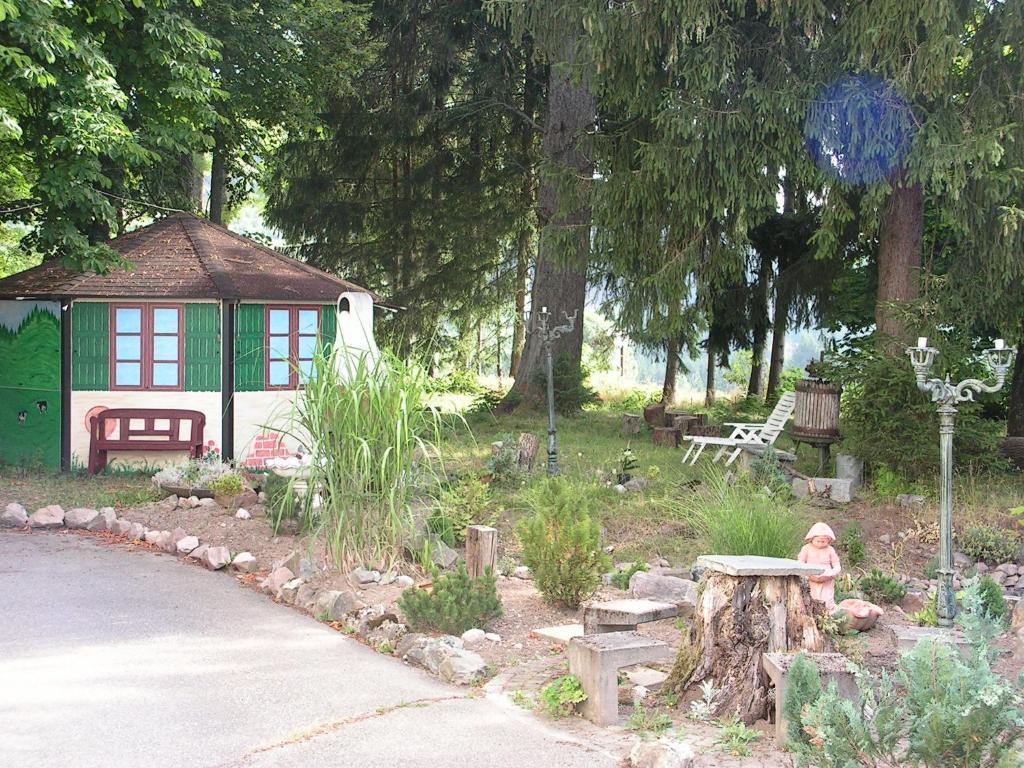 Hotel Sternen Lenzkirch Extérieur photo