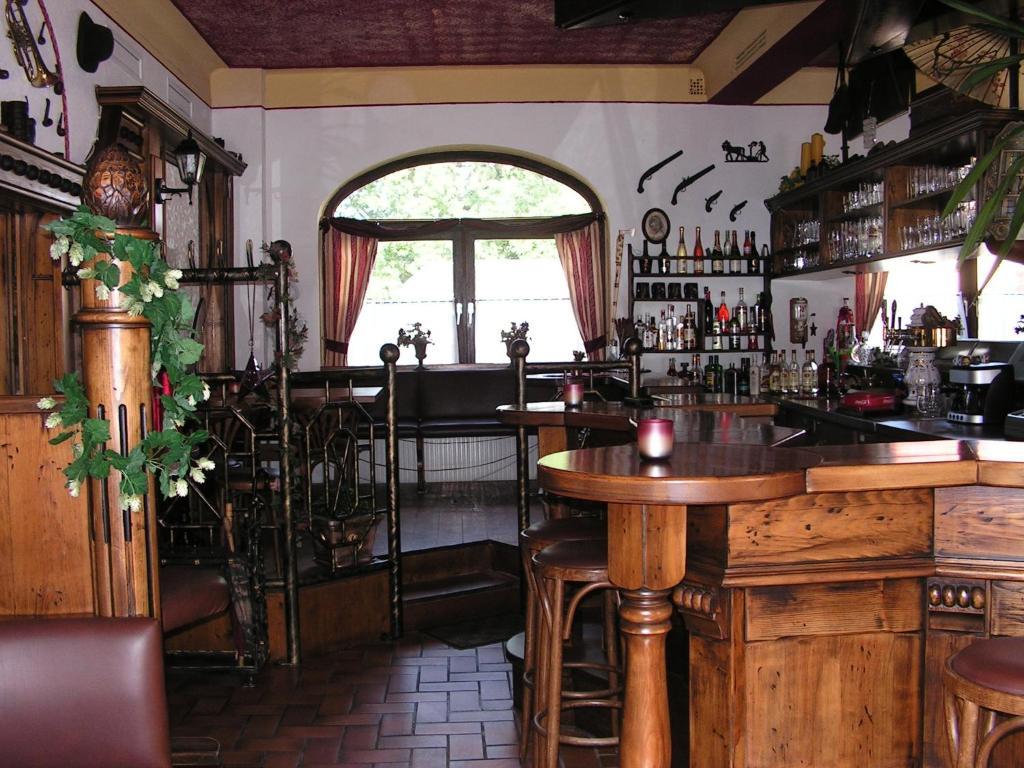Hotel Sternen Lenzkirch Extérieur photo